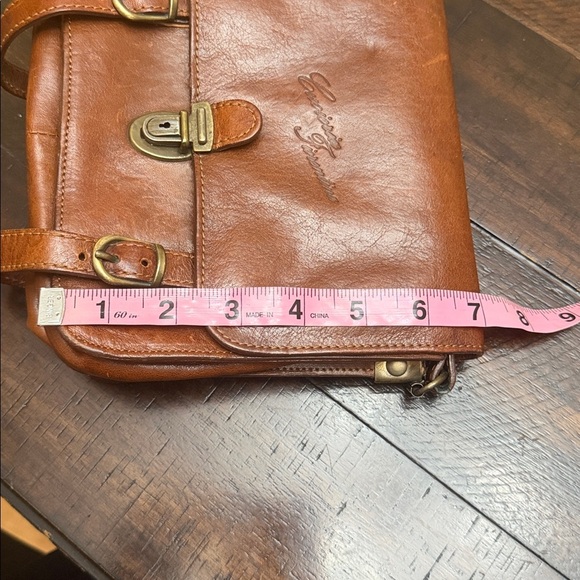 Vintage Elegant Brown Leather Messenger Bag. Genuine leather made in Italy - Picture 12 of 12